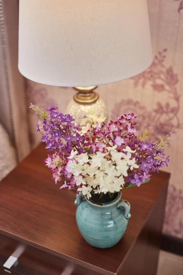 Appartement Purple Pearl On French Boulevard à Odessa Extérieur photo